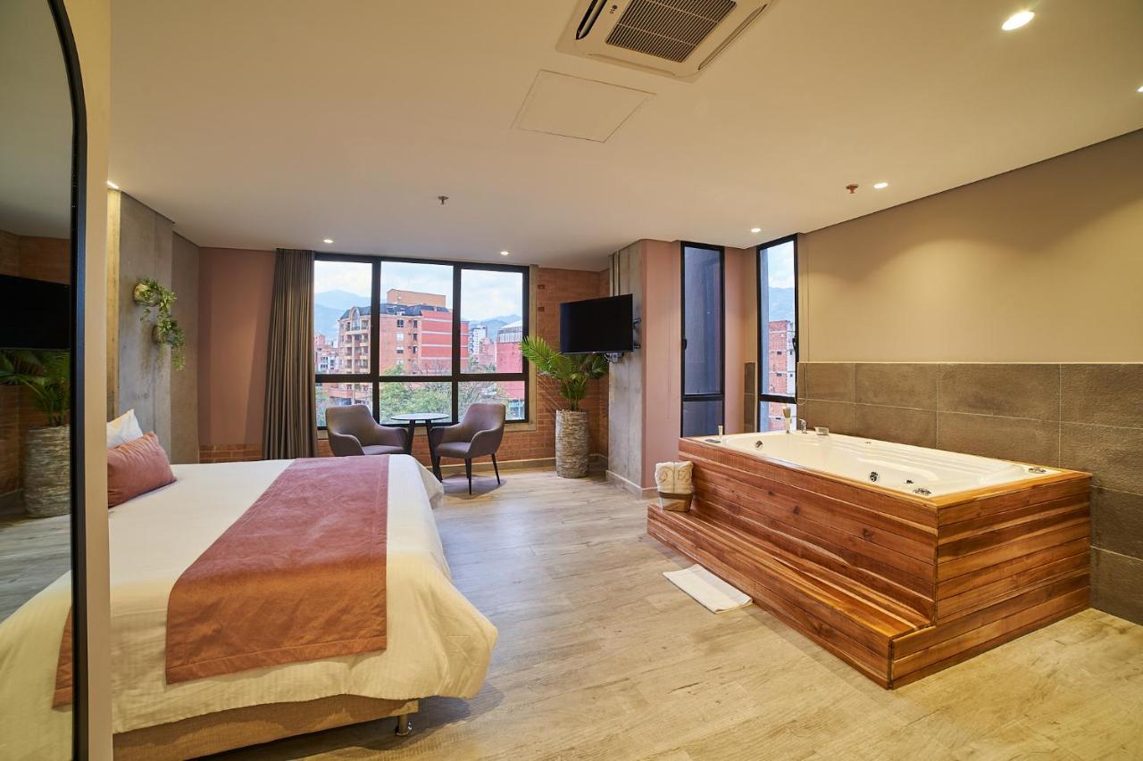 Eutopiq Hotel Меделин Екстериор снимка