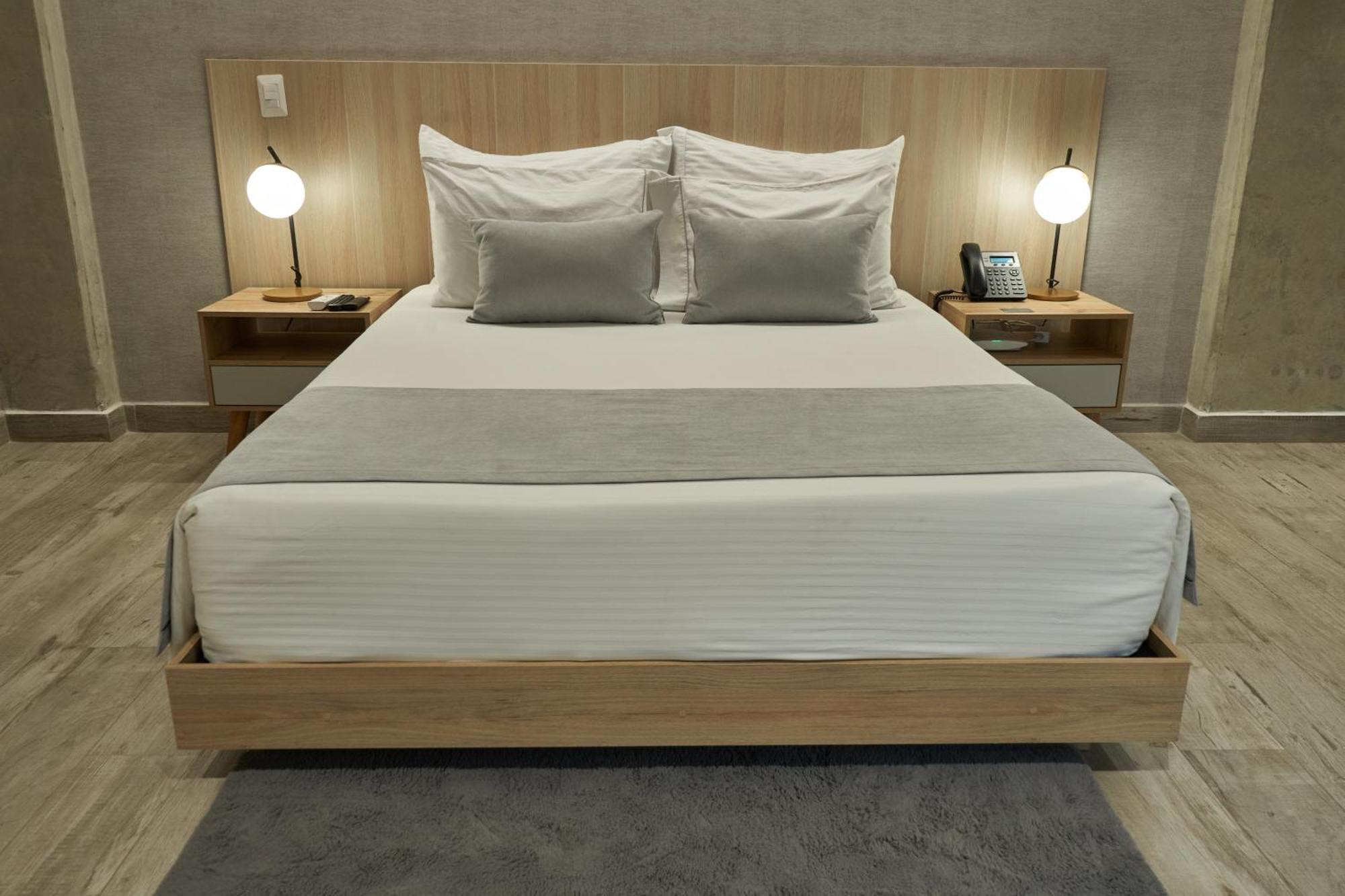 Eutopiq Hotel Меделин Екстериор снимка