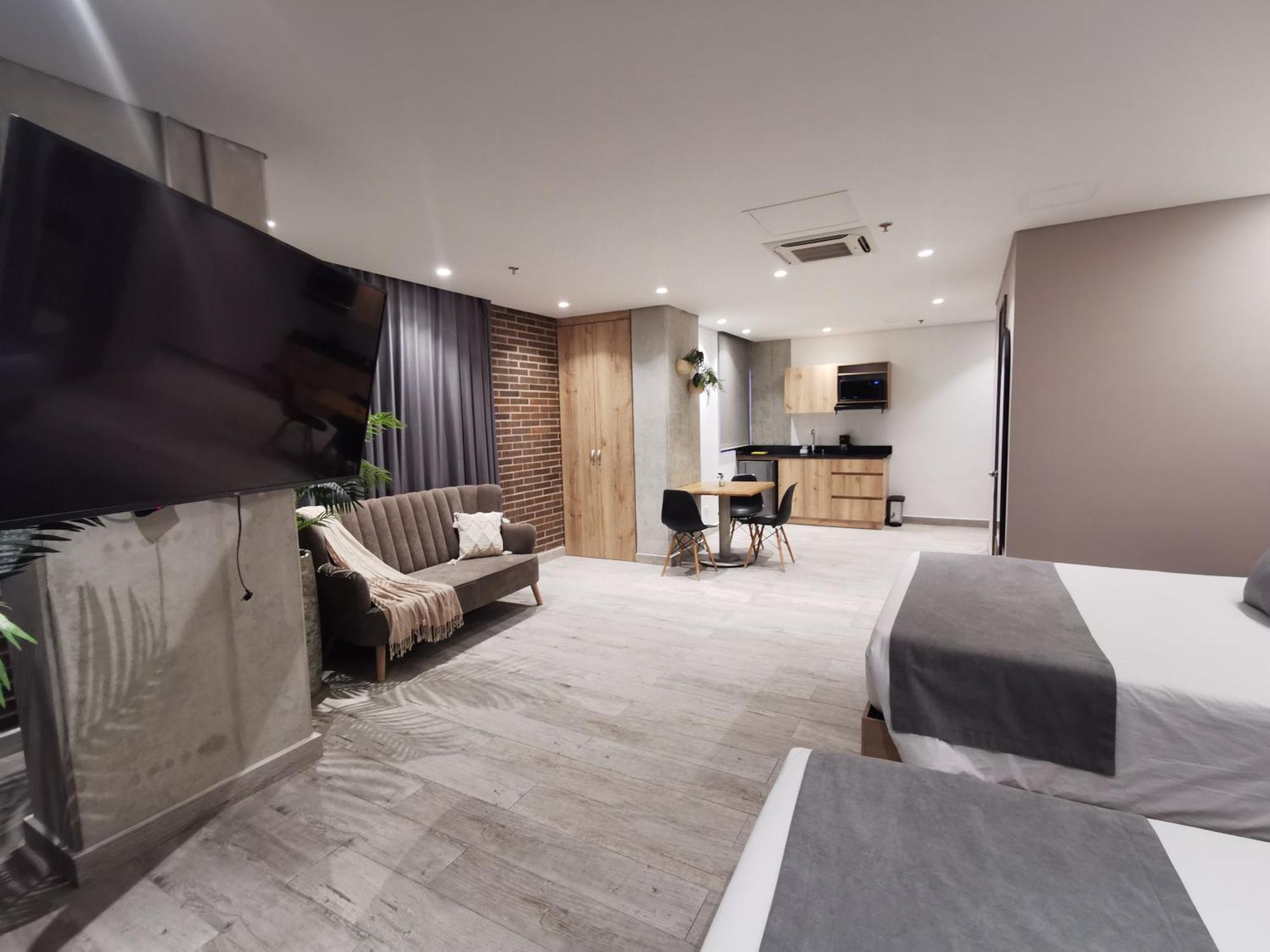 Eutopiq Hotel Меделин Екстериор снимка