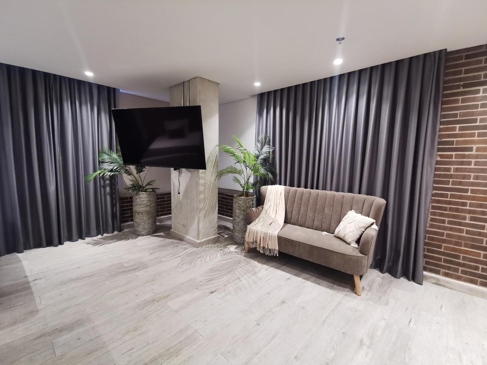 Eutopiq Hotel Меделин Екстериор снимка